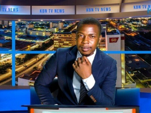 Kinh doanh - MC bất ngờ “tố” sếp không trả tiền lương ngay trên sóng truyền hình