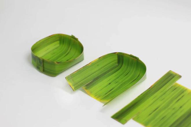 Lá chuối ở Việt Nam dùng để gói xôi, mang sang Hàn Quốc được thiết kế thành khay đựng đồ cực chất, bán siêu đắt - 1