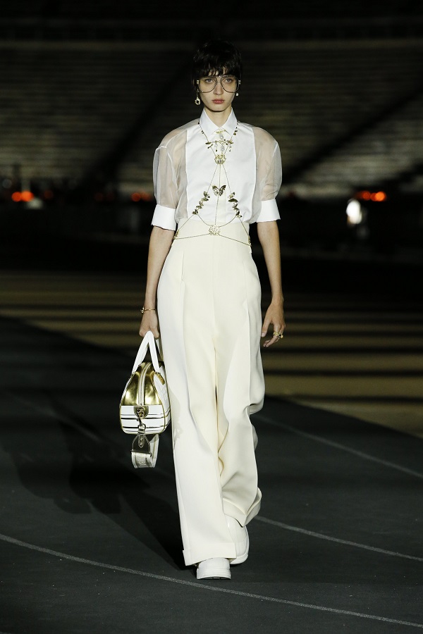 7 xu hướng ấn tượng từ các bộ sưu tập Cruise 2022 - 14