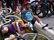 Thể thao - Nóng nhất thể thao tối 1/7: BTC Tour de France rút đơn kiện fan gây tai nạn