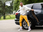 Ngắm xe - Kylian Mbappé sở hữu những chiếc xế hộp &quot;ngược&quot; với phong cách trên sân cỏ