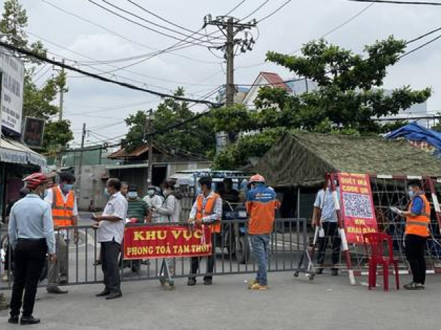 Tin tức trong ngày - Đi lại ra sao khi đường Vườn Chuối và Nguyễn Thượng Hiền (quận 3) bị cấm lưu thông?