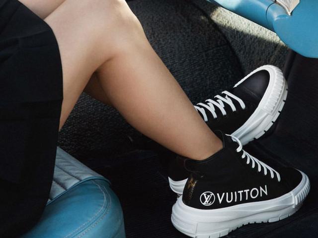 Thời trang - Dép lê và sneaker mới của Louis Vuitton hứa hẹn gây bão với giới trẻ