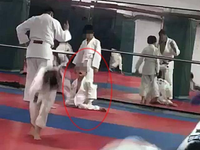 Thể thao - Chấn động làng võ: Cậu bé học Judo qua đời vì bị quật ngã 27 lần