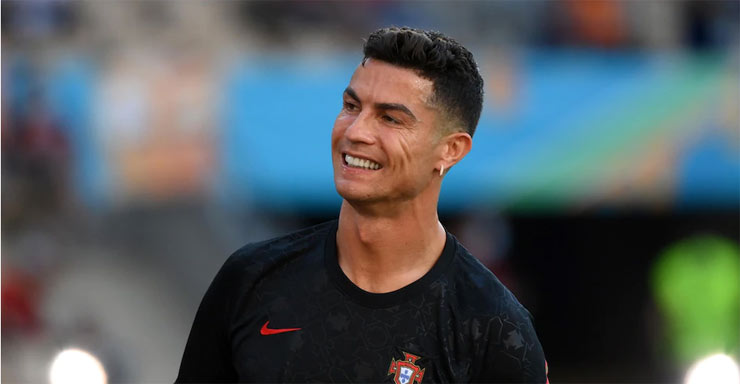 Ronaldo và ĐT Bồ Đào Nha không thể bảo vệ được chức vô địch EURO