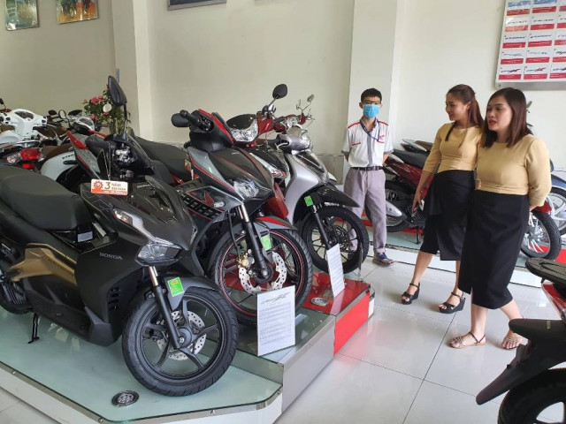 Xe máy - Xe đạp - Tạm dừng đăng kí biển số, xe máy Honda giảm sâu hút khách mua online