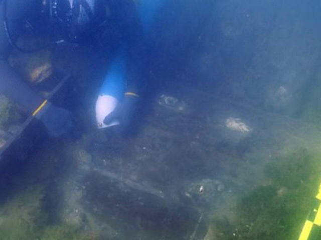 Thế giới - "Tàu ma" 130 mét xuất hiện đầy vô lý giữa bãi lầy, nguyên vẹn sau 260 năm