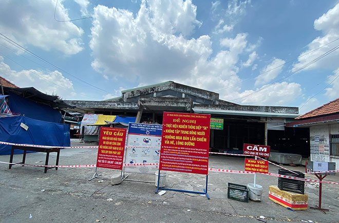 Chợ Tăng Nhơn Phú được phong tỏa để điều tra dịch tễ