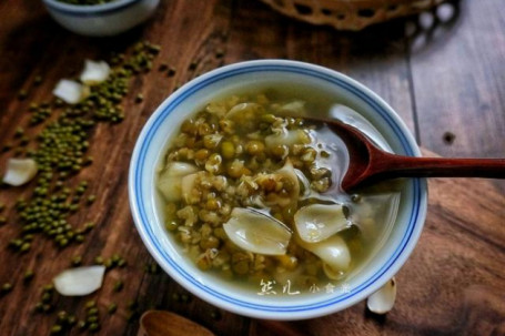 Cách nấu chè đậu xanh giải nhiệt ngày nóng, đậu nở nhanh trong 10 phút