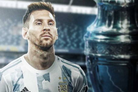Messi lập siêu phẩm sút phạt vượt Ronaldo, 2 bàn nữa sẽ hạ bệ Vua Pele