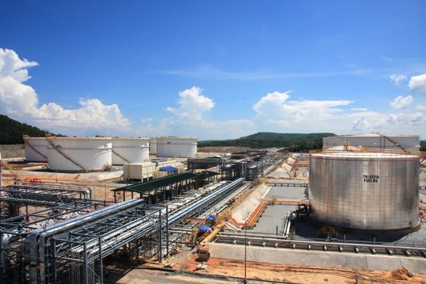 Giá dầu thô tăng tốt