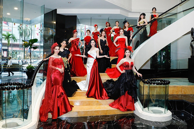 Các mỹ nhân luôn xem Bích Vân như cái tên bảo chứng cho màn xuất hiện hoàn hảo trên thảm đỏ.