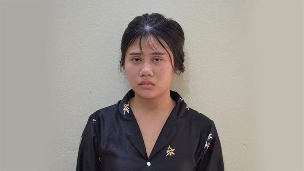 Nguyễn Thị Hoa tại trụ sở công an