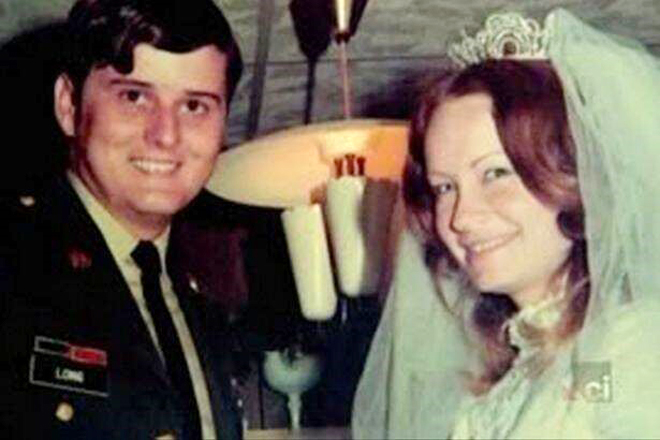 Robert Bobby Joe Long và vợ Cynthia Brown trong ngày cưới