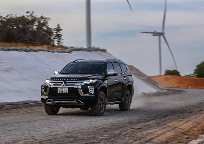 Mitsubishi Pajero Sport sản xuất năm 2020 giảm giá sâu với số lượng hạn chế - 4