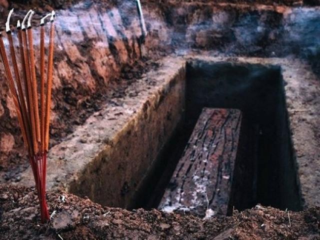 Pháp luật - Sự thật kinh hoàng phía sau sự mất tích của nữ y tá xinh đẹp: Bí ẩn dưới hầm mộ