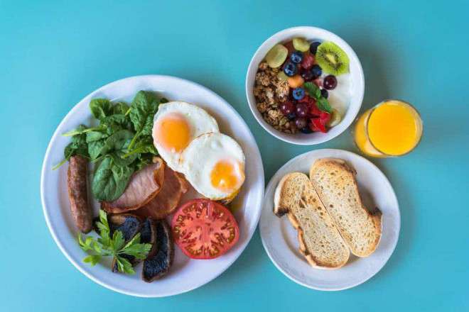 6 kiểu ăn sáng gây hại sức khỏe vô cùng, nên từ bỏ càng sớm càng tốt - 1