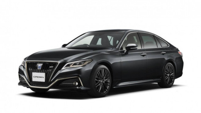 Toyota Crown RS Limited II vừa ra mắt tại Nhật Bản
