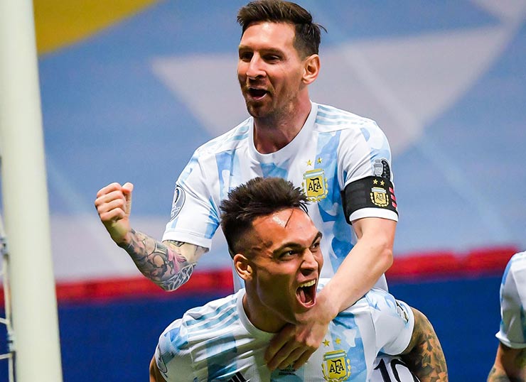 Messi kiến tạo cho Lautaro Martinez mở tỷ số trận Argentina - Colombia