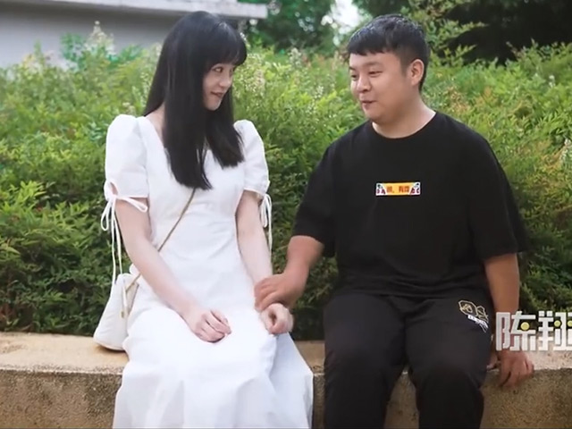 Cười 24H - Chàng trai cay đắng với số phận làm "lốp dự phòng"