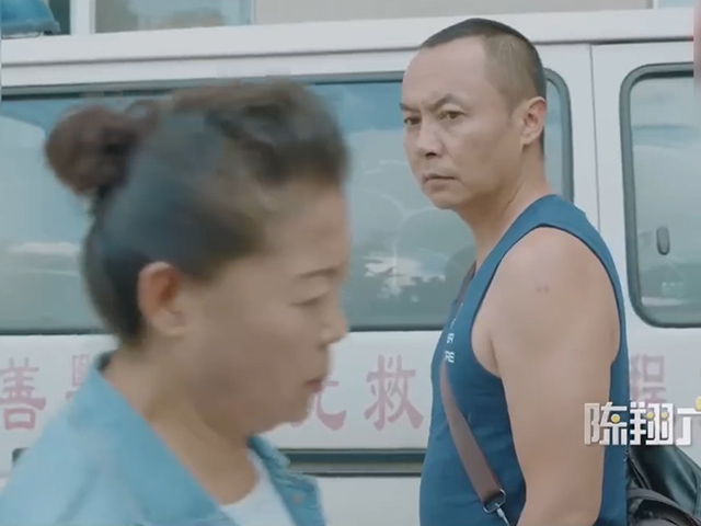 Cười 24H - Pha xử lý bá đạo khi tình cờ gặp lại mẹ của "người yêu cũ"