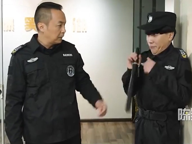 Cười 24H - Ngày đầu đi làm anh chàng bảo vệ nhiệt tình thái quá gây ra họa lớn