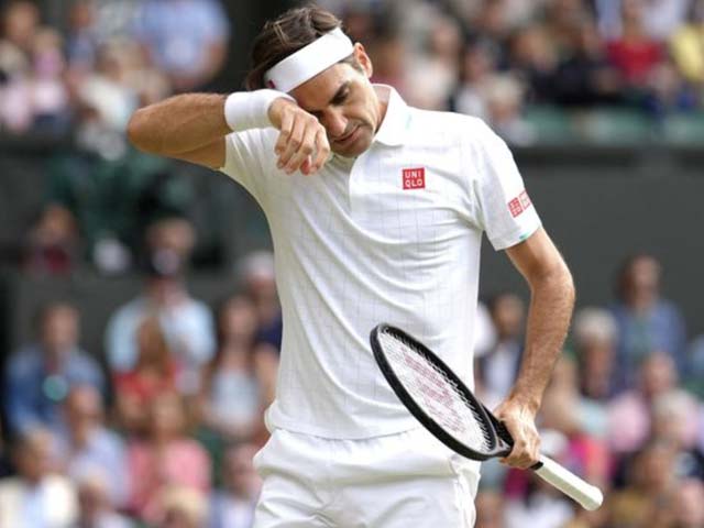 Federer tái hiện kỷ niệm buồn năm 2008, dân mạng kêu gọi đừng giải nghệ - 1