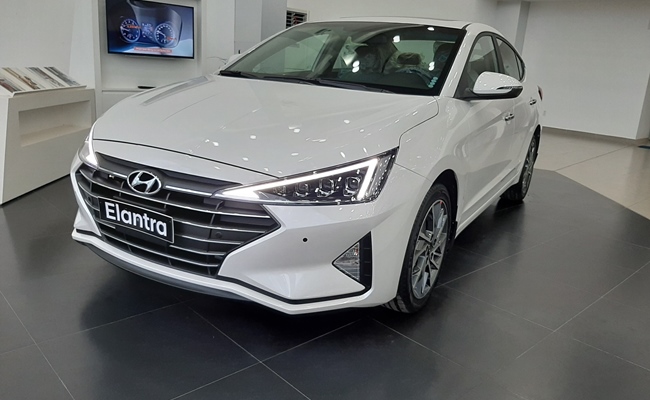 Giá xe Hyundai Elantra mới nhất tháng 7/2021 đầy đủ các phiên bản - 3