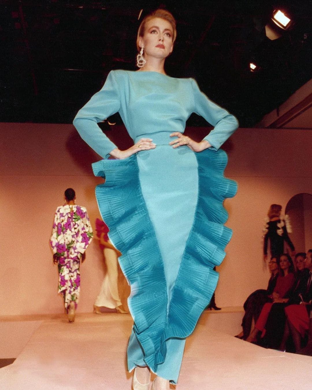 Những nhà mốt lớn lấy cảm hứng thiết kế từ huyền thoại Pierre Cardin - 3