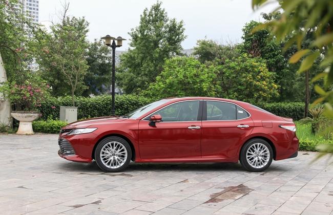 Giá xe Camry mới nhất tháng 7/2021 đầy đủ các phiên bản - 6