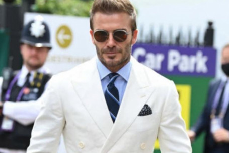 Beckham ăn vận bảnh bao gây “náo loạn” Wimbledon, làm “lu mờ” Djokovic