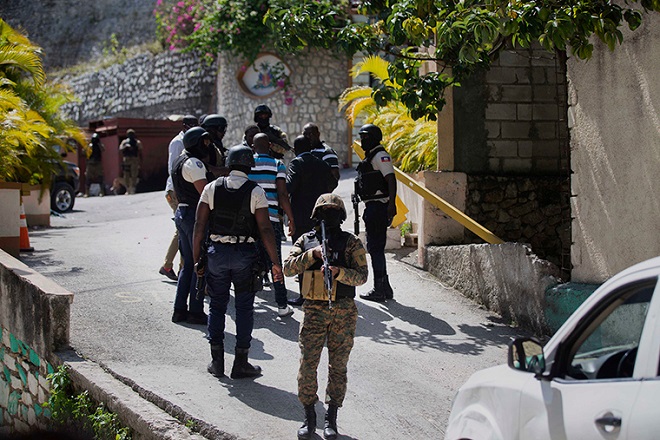 Lối vào dinh thự của Tổng thống Haiti Jovene Moise.