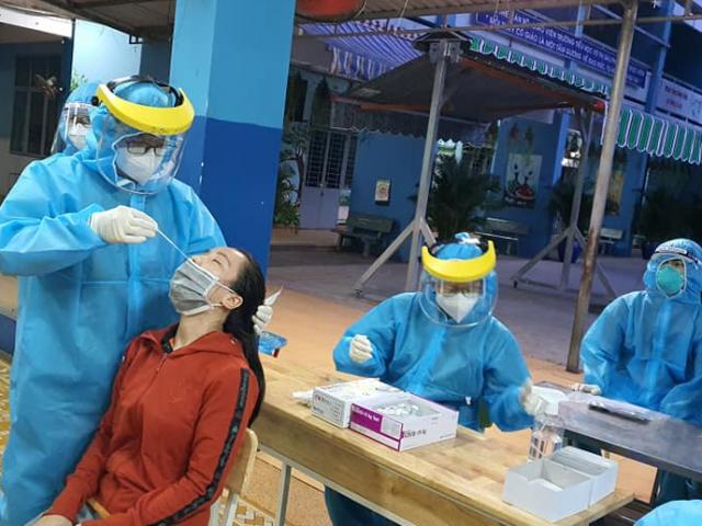 Sức khỏe đời sống - Có nhu cầu ra khỏi TP.HCM, người dân xét nghiệm SARS-CoV-2 thế nào?