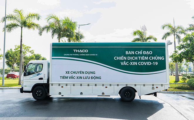 THACO tặng xe tiêm chủng Vaccine lưu động cho các địa phương chống dịch - 4