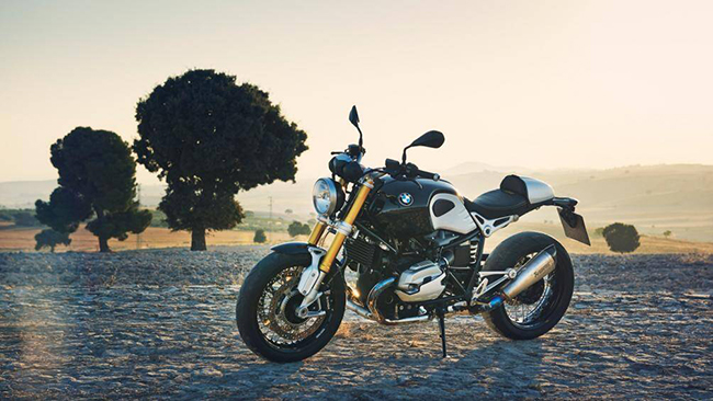 10. BMW R nineT
