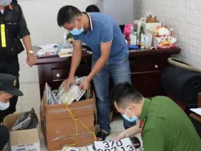 Pháp luật - 300 cảnh sát phá đường dây "tín dụng đen" hàng trăm tỷ ở Nghệ An