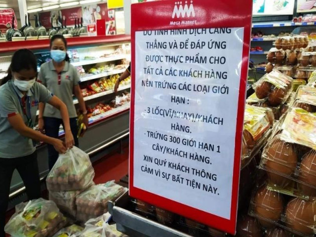 Thị trường - Tiêu dùng - Vào siêu thị TP.HCM mua trứng mang ra ngoài bán giá cao gấp 3 lần