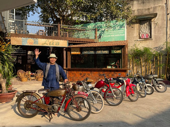 Khám phá quán cà phê độc nhất vô nhị của “Đại gia Sài Gòn”  với hơn 5.000 cổ vật - 2