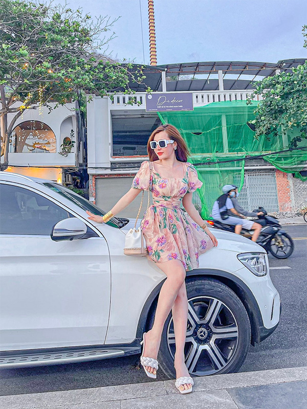 Những sản phẩm của Thiên Kim Boutique giúp tôn lên đường nét cơ thể của phái đẹp.