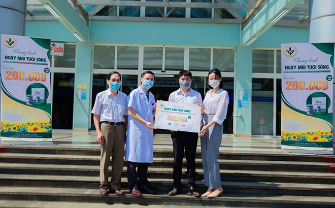 Không chỉ mang lại giá trị dinh dưỡng, mỗi một phần quà còn là lời động viên, cổ vũ mà nhãn hàng Nutri Ancan muốn gửi tới người bệnh