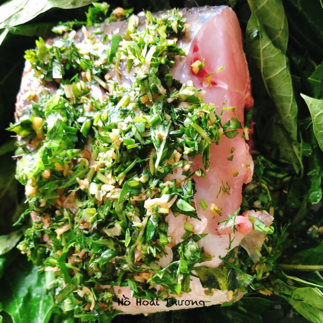 Thịt cá sau khi được ướp gia vị