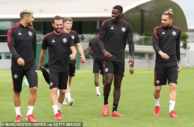 MU thiếu vắng nhiều trụ cột trong đợt hội quân chuẩn bị cho mùa giải 2021/22