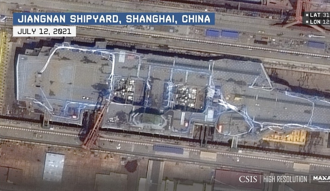 
Ảnh chụp vệ tinh tàu sân bay Type 003 tại nhà máy đóng tàu Giang Nam ở Thượng Hải, Trung Quốc.