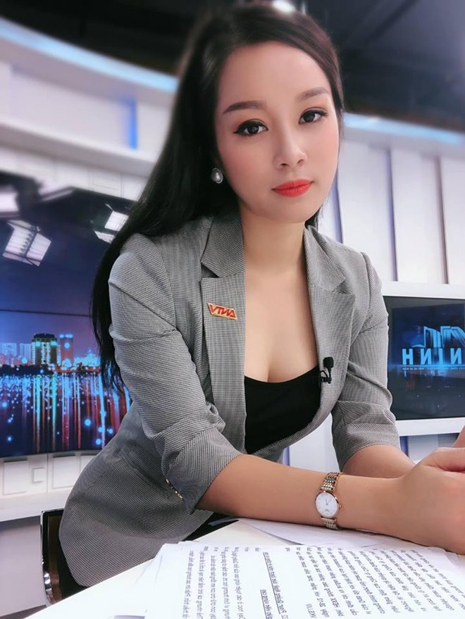 Cuộc sống của mỹ nhân "Nhật ký Vàng Anh" làm BTV Công an nhân dân - 7