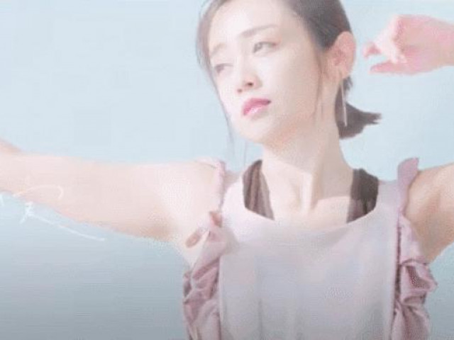 Thời trang - 'Hot': Mẹo lựa chọn trang phục hằng ngày để 'đóng băng tuổi tác' của Anda Youshi