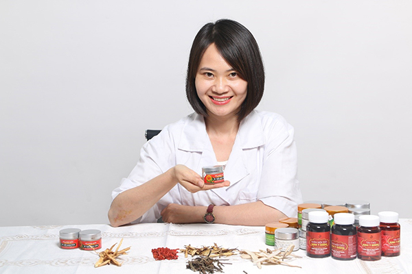 Doanh nhân Ngô Thị Hồng Thơ