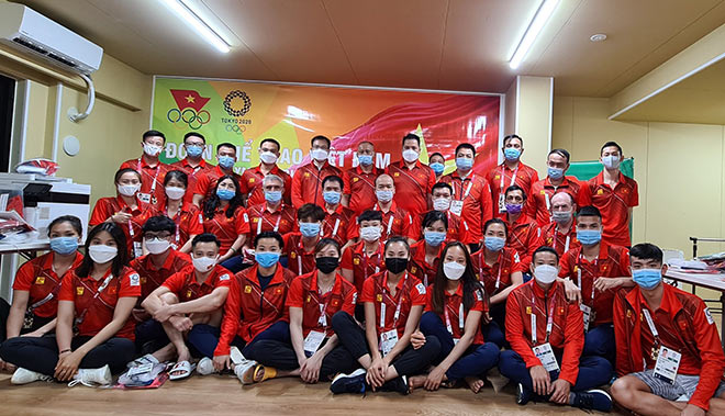 Mới đây, một nhà tài trợ đã treo thưởng thêm 500 triệu đồng cho VĐV Việt Nam giành được HCV Olympic, nâng tổng giá trị tiền thưởng cho tấm HCV lên 2,35 tỷ đồng.