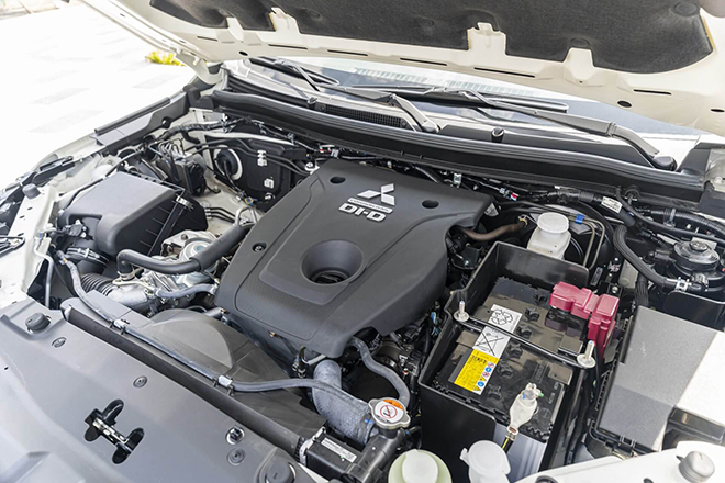 Giá xe Mitsubishi Pajero Sport lăn bánh tháng 7/2021, hỗ trợ 50% LPTB - 13