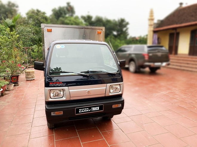 Suzuki Carry Truck, lựa chọn sáng suốt sau bài học cay đắng với xe tải nhẹ sao chép - 1