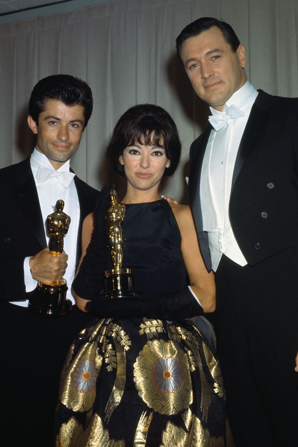 Trang phục cũ tràn ngập các sự kiện thảm đỏ lớn - 12